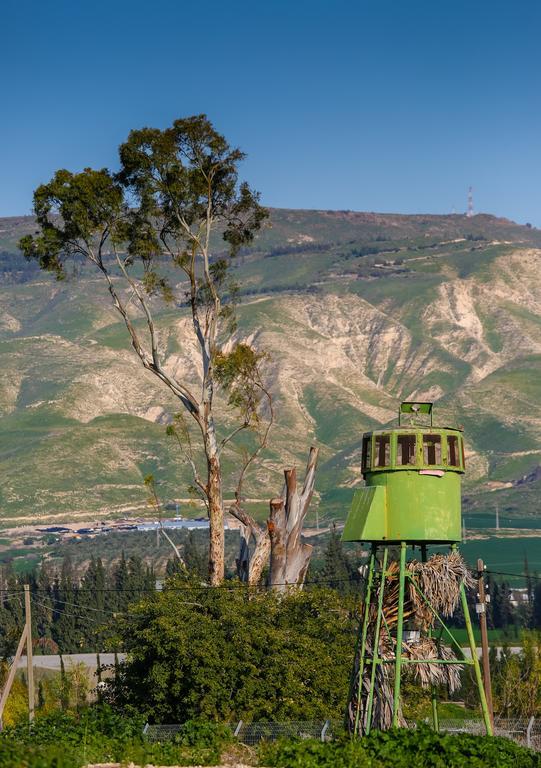 Shaar Hagolan Kibbutz Country Lodging Exterior foto